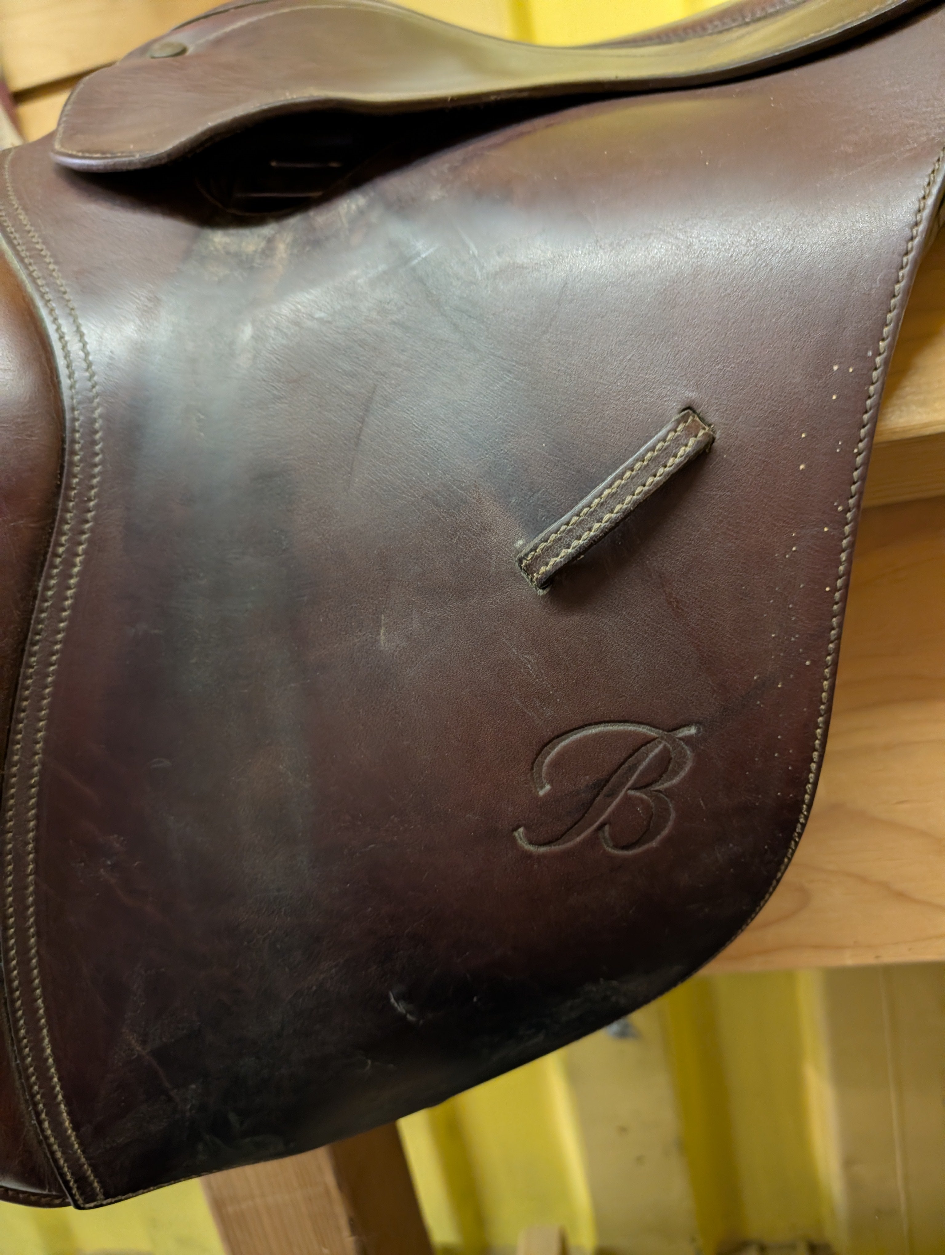 Saddle - Bates 17"