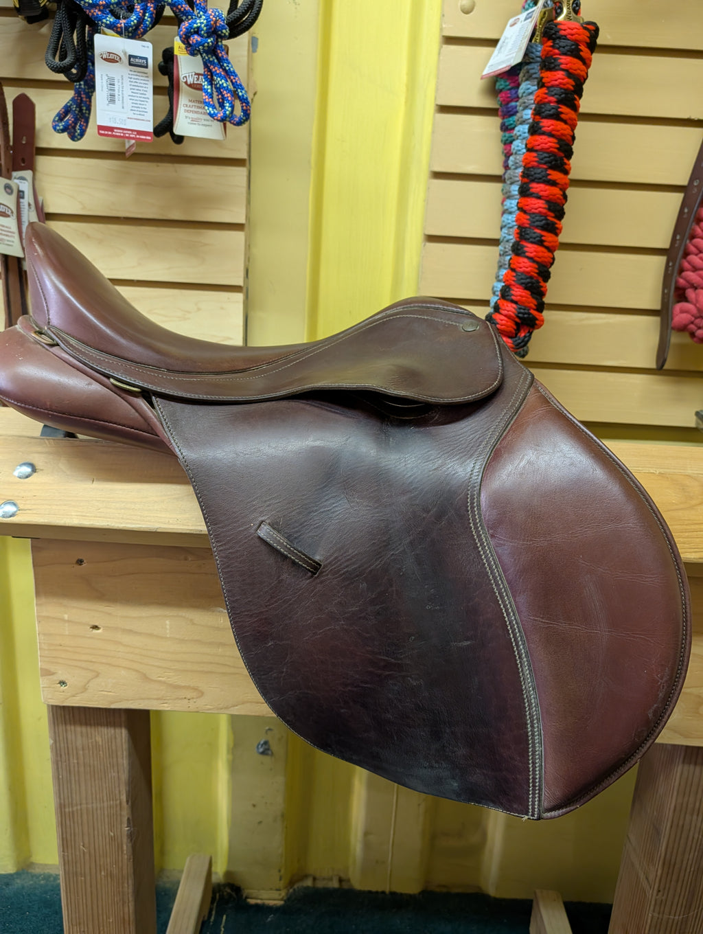Saddle - Bates 17"