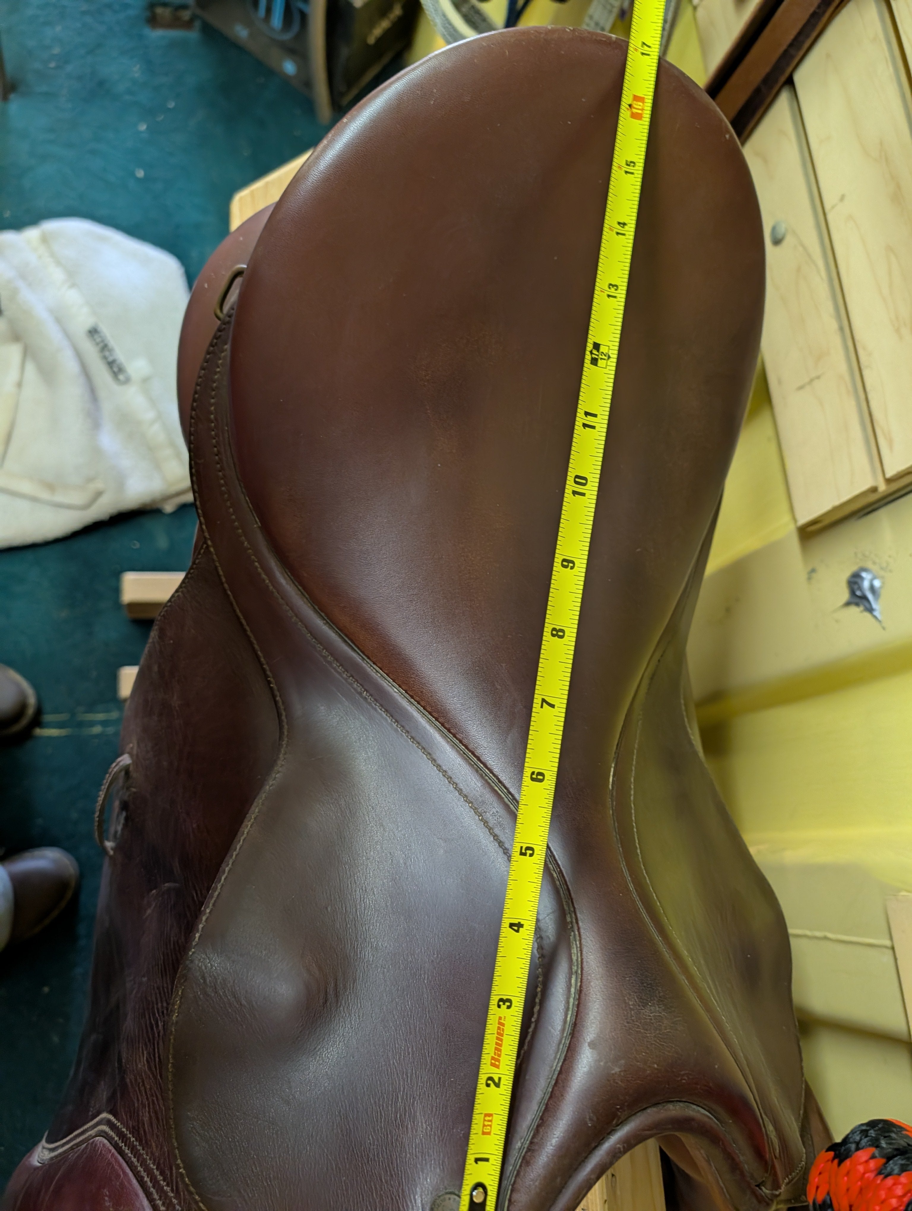 Saddle - Bates 17"