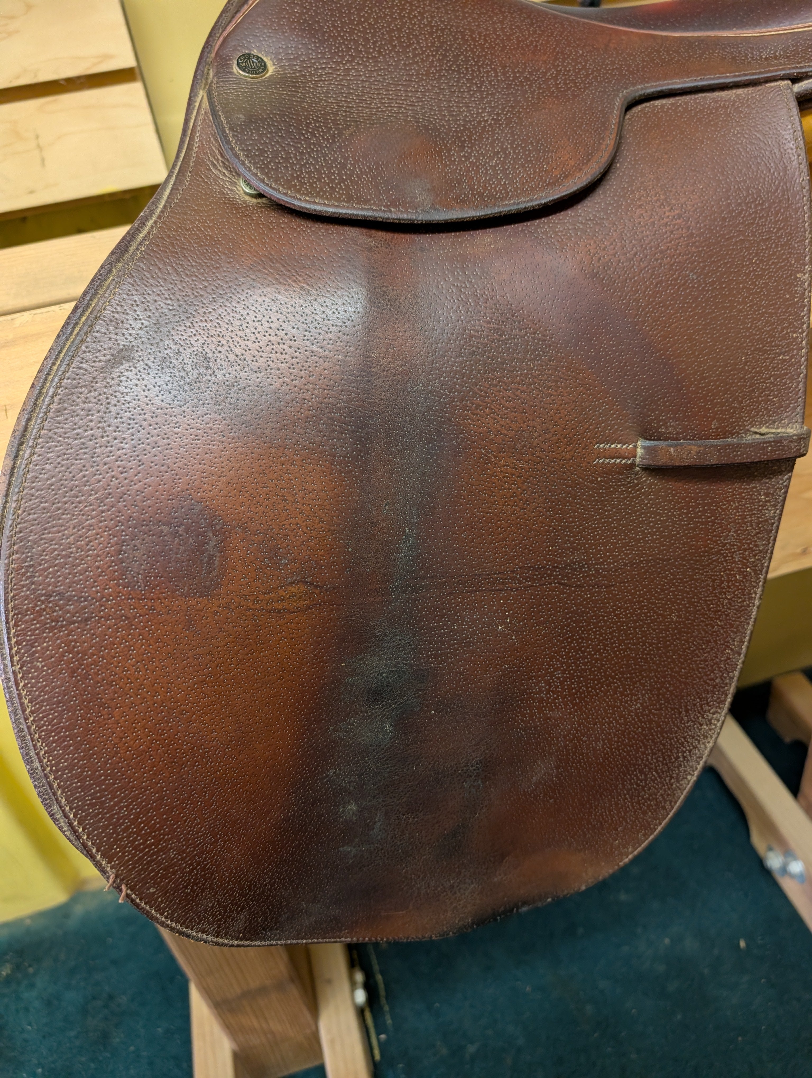 Saddle - Crosby 17.5"